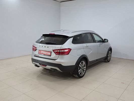 Lada (ВАЗ) Vesta Luxe, 2020 года, пробег 106345 км
