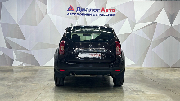 Renault Duster, 2015 года, пробег 201500 км