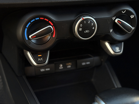 Kia Rio Comfort, 2017 года, пробег 62237 км