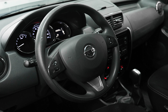 Nissan Terrano Elegance, 2019 года, пробег 20000 км