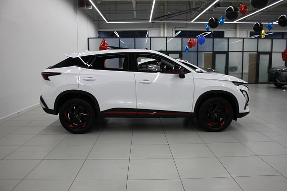 Omoda C5 Active, белый