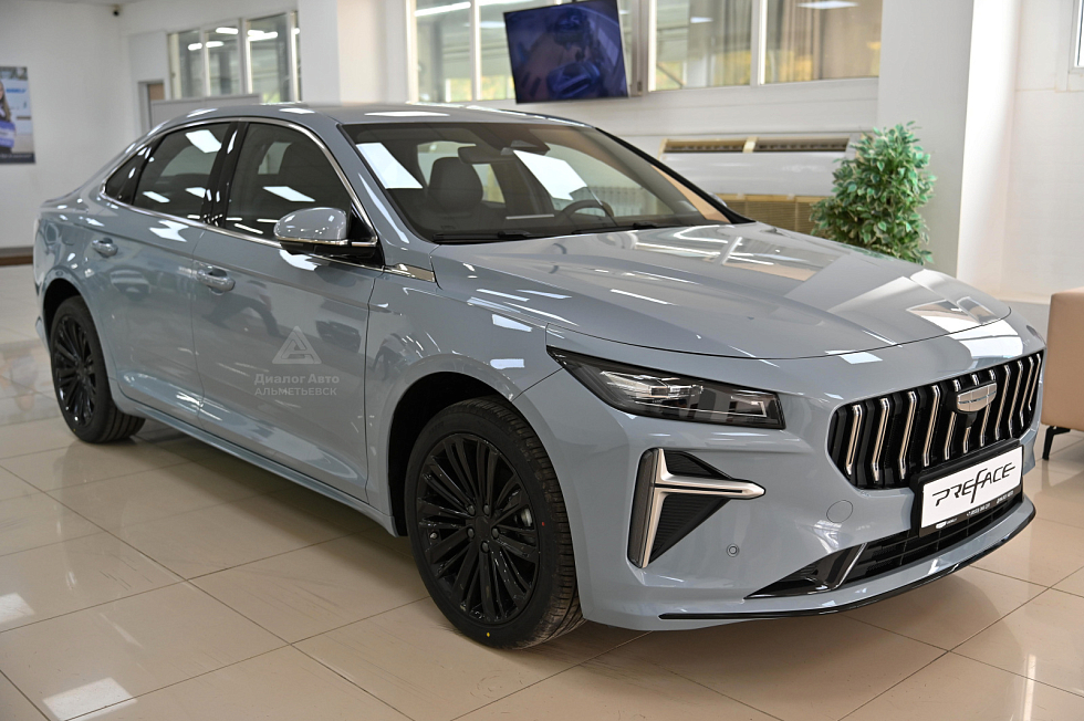 Geely Preface Флагман, серый