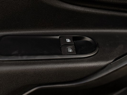 Lada (ВАЗ) XRAY Optima Air conditioner (2018), 2017 года, пробег 128280 км