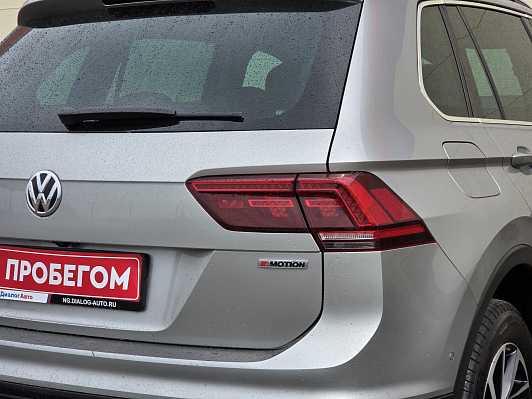 Volkswagen Tiguan, 2019 года, пробег 117212 км