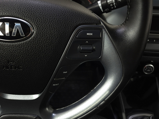 Kia Rio Luxe, 2016 года, пробег 132570 км