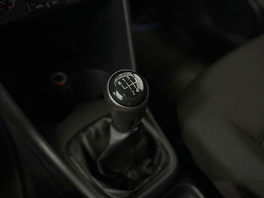 Volkswagen Polo Trendline, 2016 года, пробег 176000 км