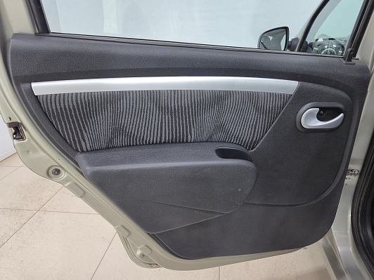 Renault Logan Prestige, 2012 года, пробег 206698 км