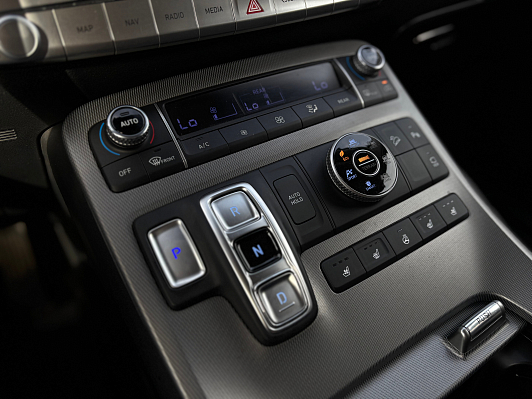 Hyundai Palisade Prestige (8 мест) + Smart Sense, 2021 года, пробег 193060 км