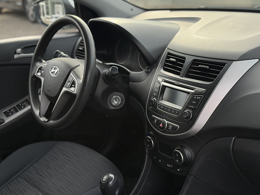 Hyundai Solaris, 2015 года, пробег 171660 км
