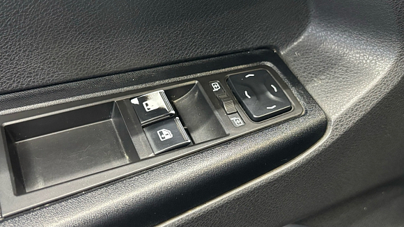 Lada (ВАЗ) Vesta Comfort, 2017 года, пробег 171000 км