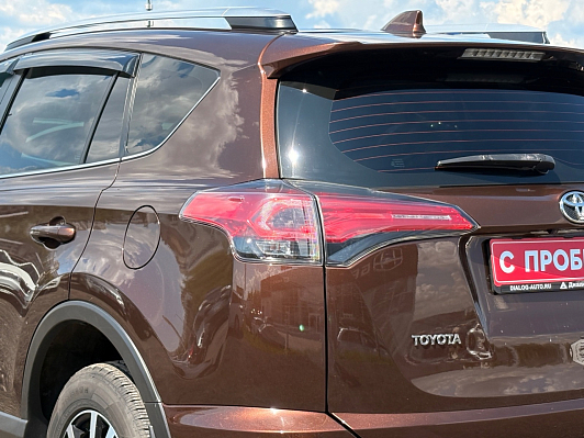 Toyota RAV4, 2017 года, пробег 191282 км