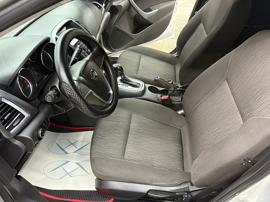 Opel Astra Cosmo, 2013 года, пробег 220132 км
