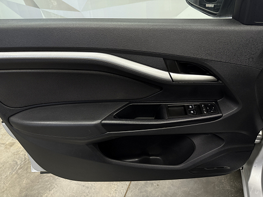 Lada (ВАЗ) Vesta Comfort, 2018 года, пробег 105313 км