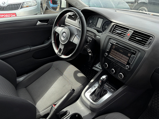Volkswagen Jetta Conceptline, 2013 года, пробег 208375 км