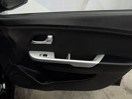 Kia Rio, 2013 года, пробег 178105 км