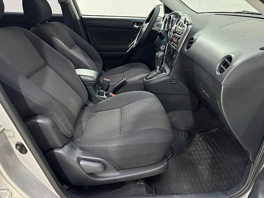 Toyota Matrix, 2002 года, пробег 217200 км