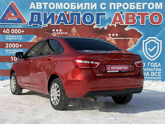 Lada (ВАЗ) Vesta Comfort Multimedia, 2017 года, пробег 64000 км