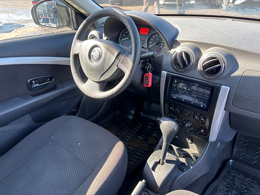 Nissan Almera Tekna, 2017 года, пробег 138604 км