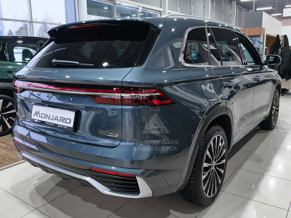 Geely Monjaro Flagship SE, серый