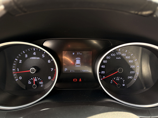 Kia Ceed Luxe, 2019 года, пробег 178574 км