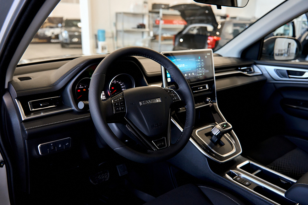 Haval M6 Оптимум, серый
