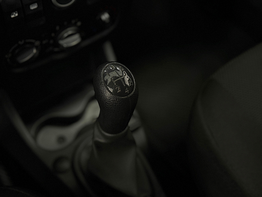 Lada (ВАЗ) Largus Luxe (7 мест), 2019 года, пробег 106000 км