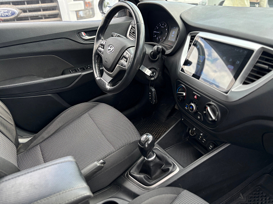 Hyundai Solaris Active, 2017 года, пробег 156000 км