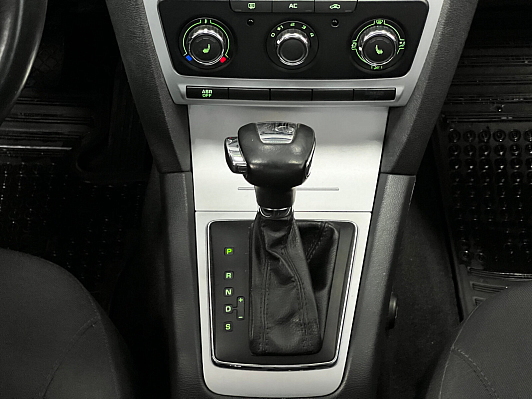Skoda Octavia Ambition, 2011 года, пробег 145500 км