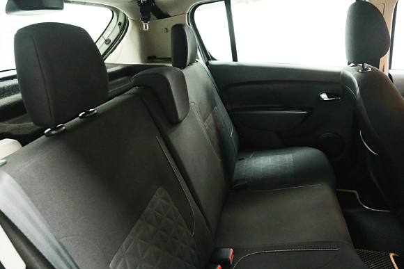 Renault Sandero Privilege, 2016 года, пробег 119000 км