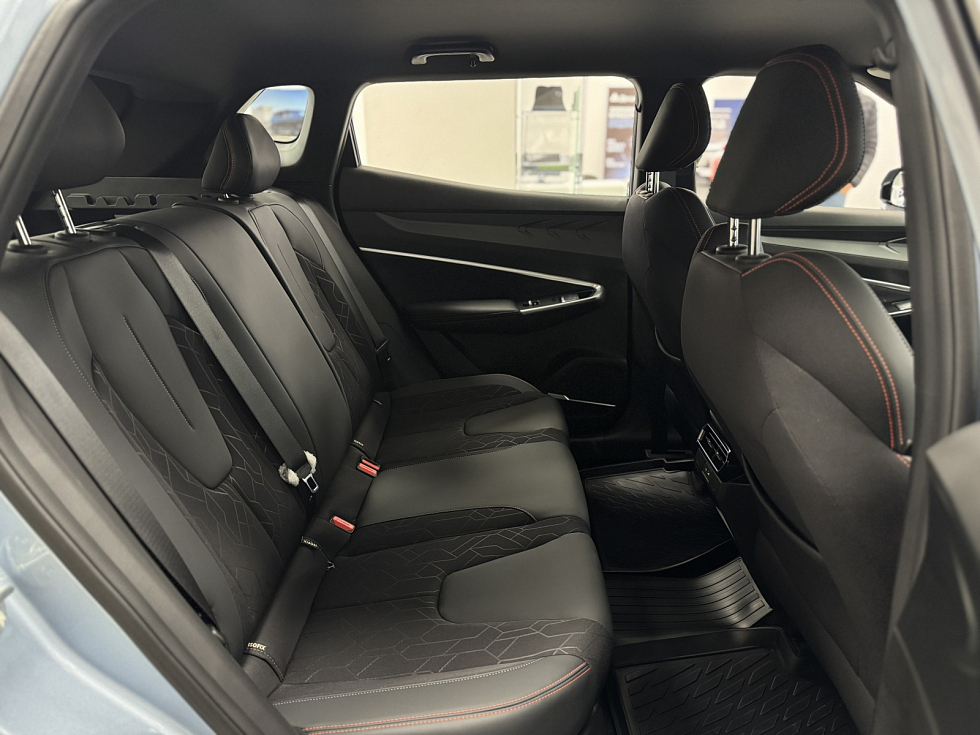 Geely Cityray Люкс, голубой