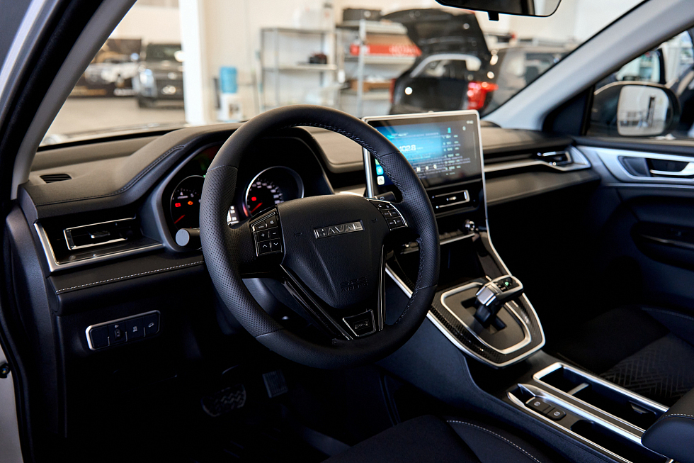 Haval M6 Оптимум, серый