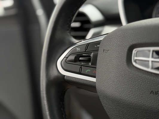 Geely Coolray Luxury, 2021 года, пробег 62244 км