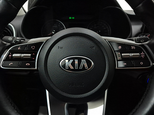 Kia Cerato Luxe, 2020 года, пробег 72077 км