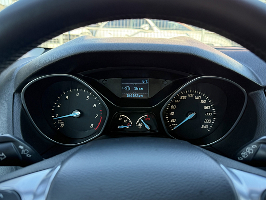Ford Focus Trend, 2013 года, пробег 164110 км