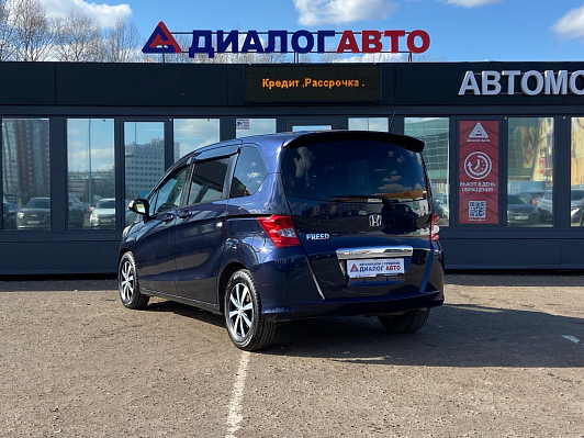 Honda Freed, 2009 года, пробег 259000 км