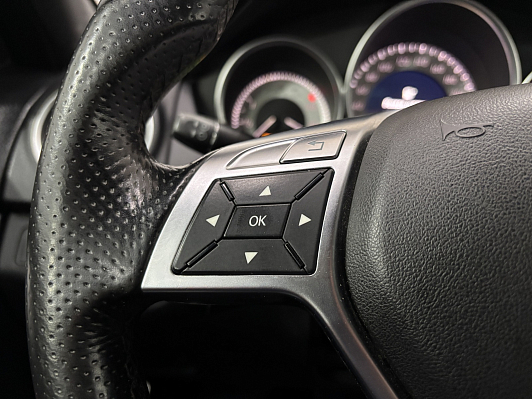 Mercedes-Benz C-Класс, 2011 года, пробег 202029 км