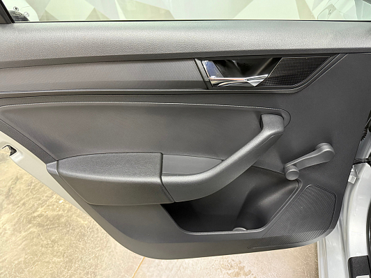 Skoda Rapid Hockey Edition Active, 2019 года, пробег 129146 км