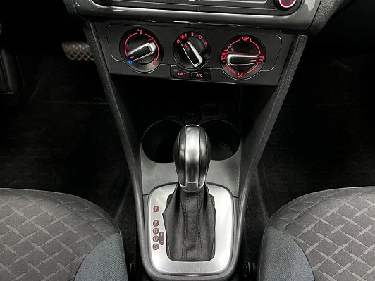 Volkswagen Polo Allstar, 2019 года, пробег 74538 км