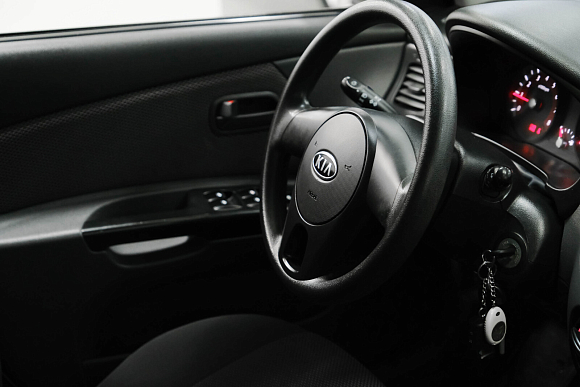 Kia Rio Comfort, 2011 года, пробег 199000 км