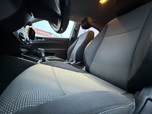 Hyundai Solaris Comfort, 2018 года, пробег 100000 км