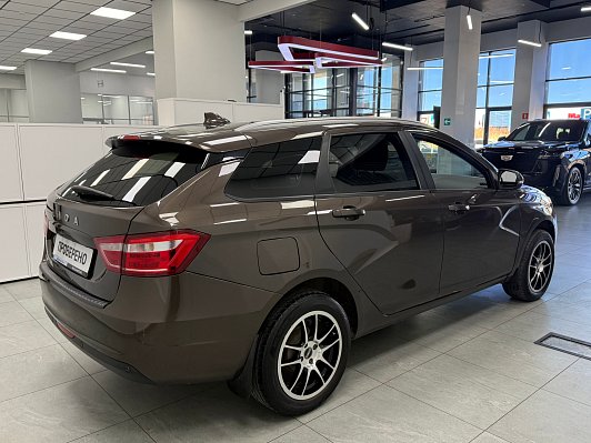 Lada (ВАЗ) Vesta Comfort, 2018 года, пробег 74571 км