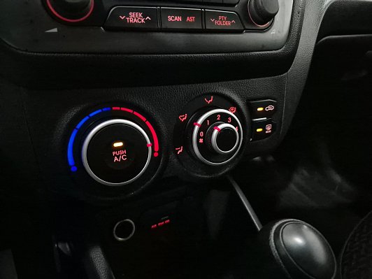 Kia Rio Prestige, 2013 года, пробег 124450 км