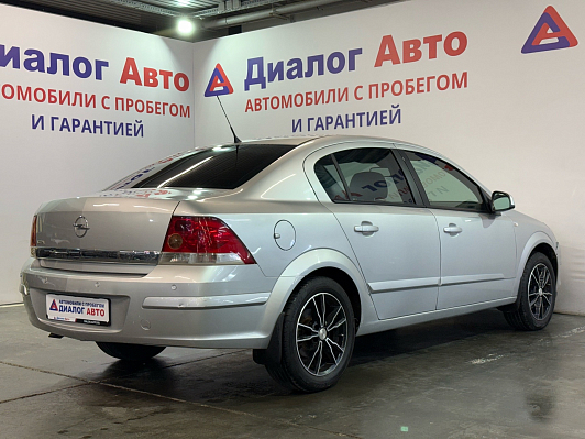 Opel Astra, 2014 года, пробег 75000 км