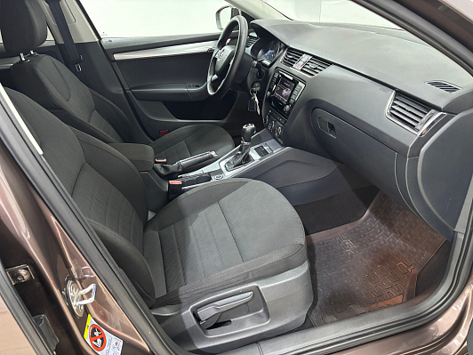 Skoda Octavia, 2014 года, пробег 331800 км